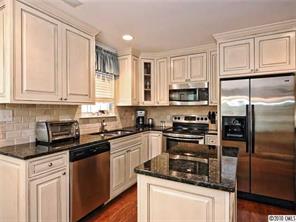 4435 Garris Road Charlotte, NC 28209 - Photo 6 of 16 Gallery Image 6