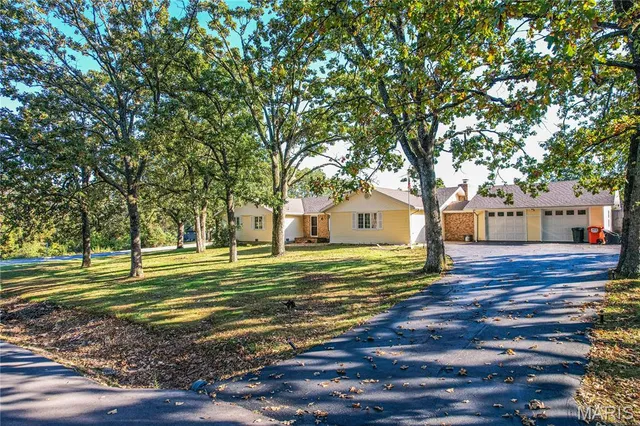 $369,900 | 836 Stella Street, Lebanon, MO 65536