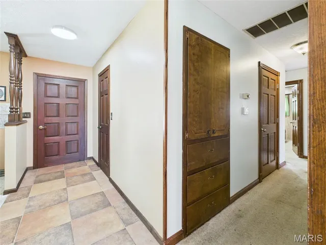 $369,900 | 836 Stella Street, Lebanon, MO 65536