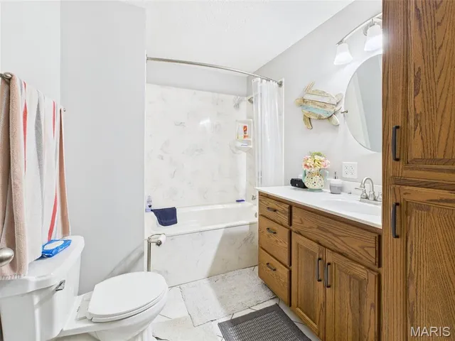 $369,900 | 836 Stella Street, Lebanon, MO 65536