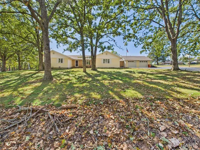 $369,900 | 836 Stella Street, Lebanon, MO 65536