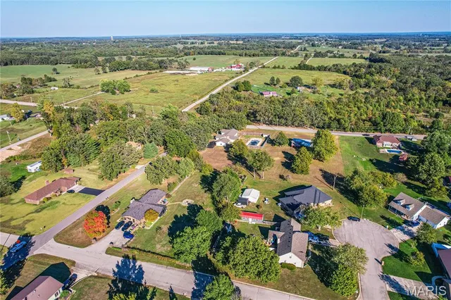 $369,900 | 836 Stella Street, Lebanon, MO 65536