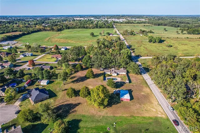 $369,900 | 836 Stella Street, Lebanon, MO 65536