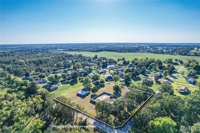 $369,900 | 836 Stella Street, Lebanon, MO 65536