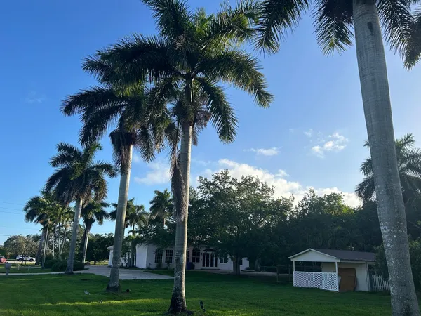 $5,950 | 16730 Griffin Road, Southwest Ranches, FL 33331