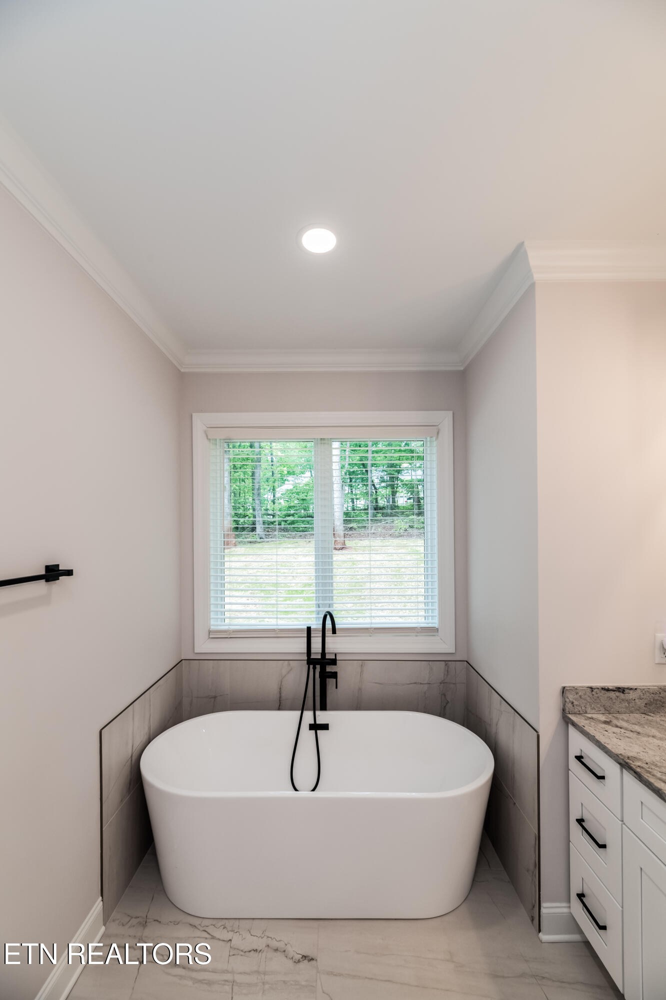 8304 Davis Ferry Road Loudon, TN 37774 - Photo 25 of 43 Gallery Image 25