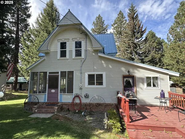 $325,000 | 175 Bonanza Street, Sumpter, OR 97877