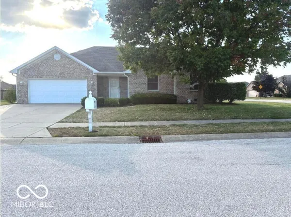 $342,900 | 1804 Pine Cone Drive, Brownsburg, IN 46112
