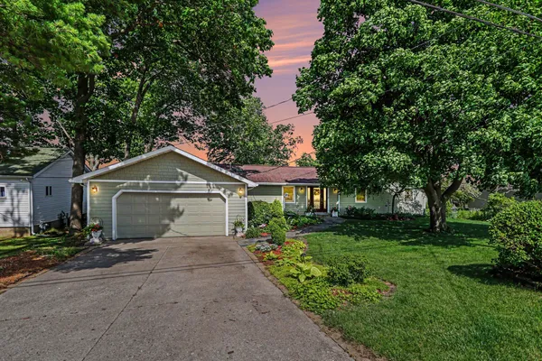$589,000 | 58929 Yeatter Road, Colon, MI 49040