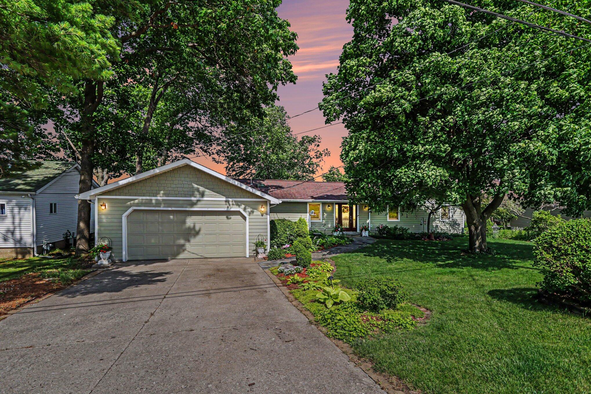 58929 Yeatter Road Colon, MI 49040 - Photo 1 of 36 001_file_1803