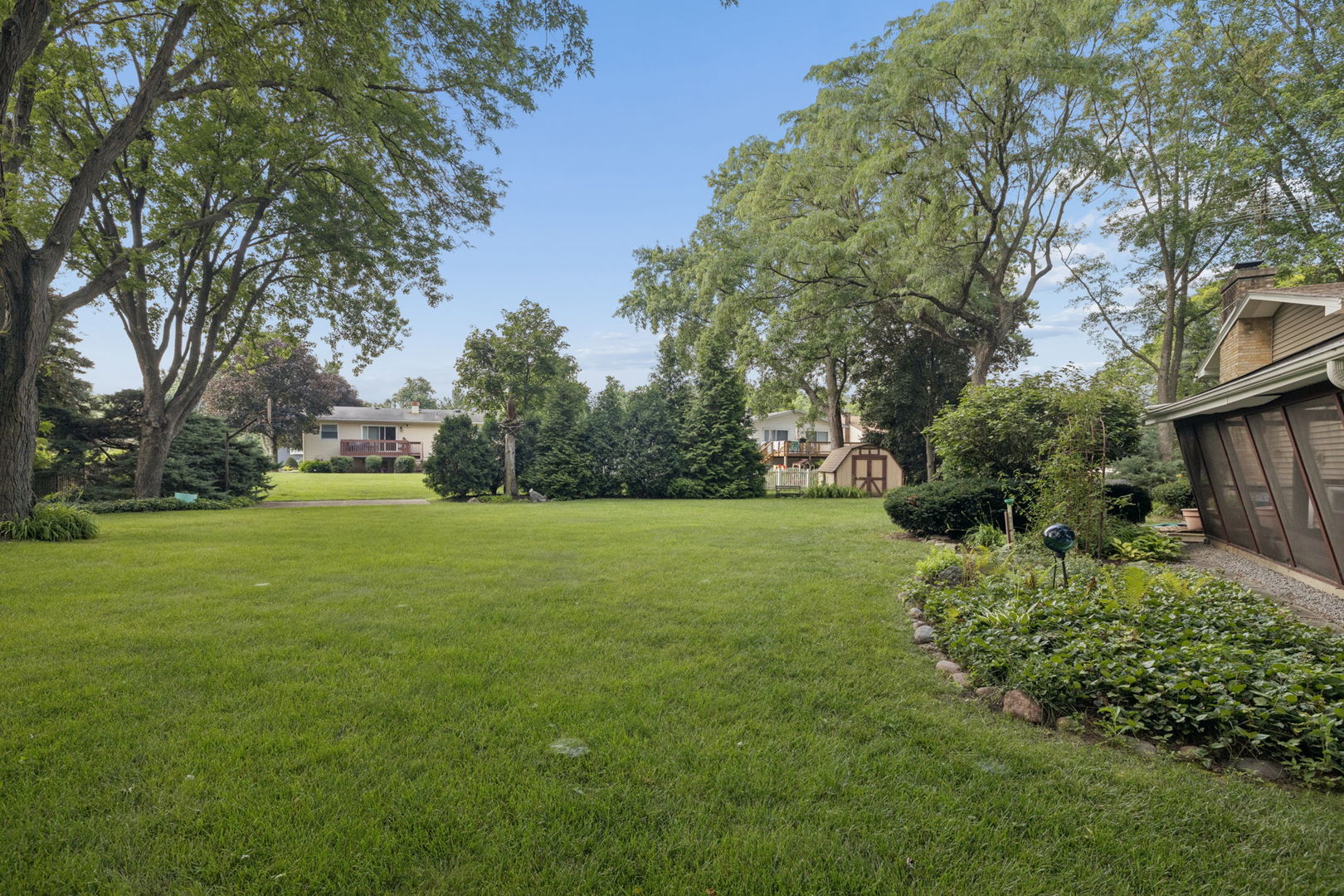 5845 Lenox Road Lisle, IL 60532 - Photo 14 of 18