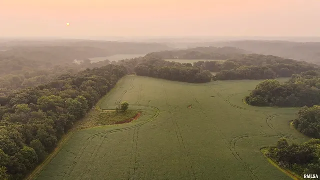 $1,179,000 | 25700 North Orion School Road, Canton, IL 61520