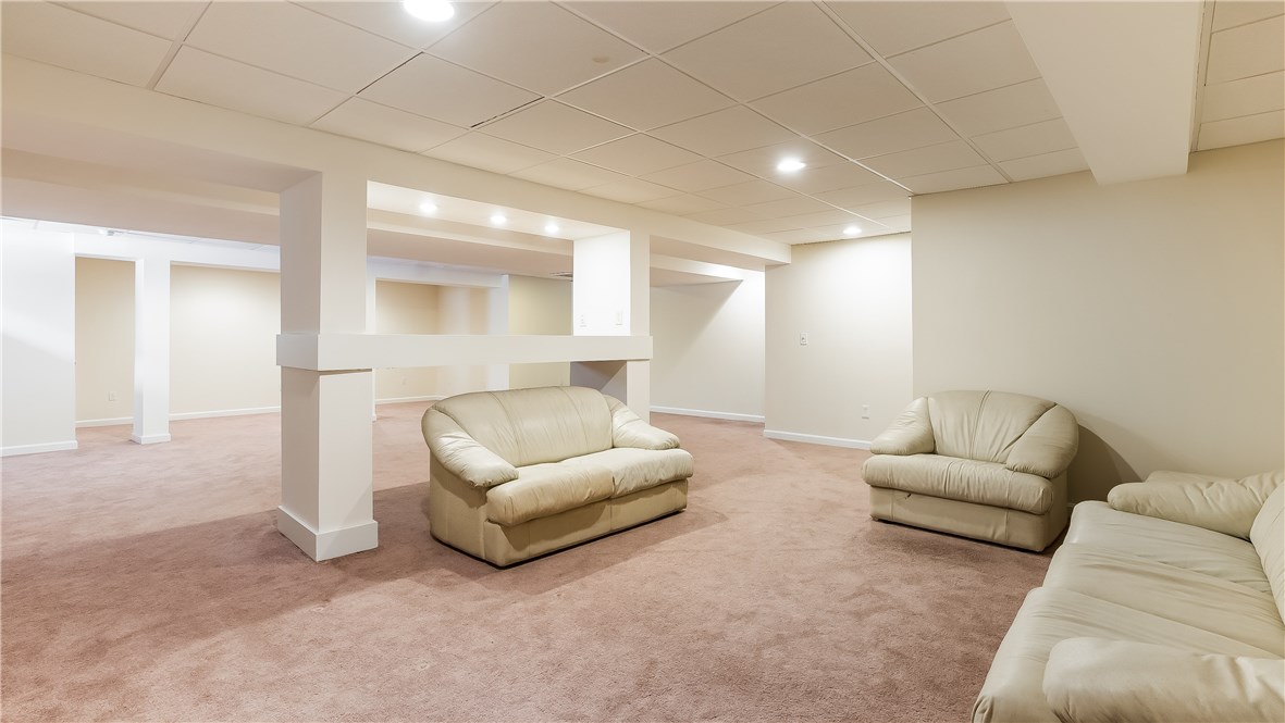 30 Rimwood Drive Smithfield, RI 02917 - Photo 16 of 18