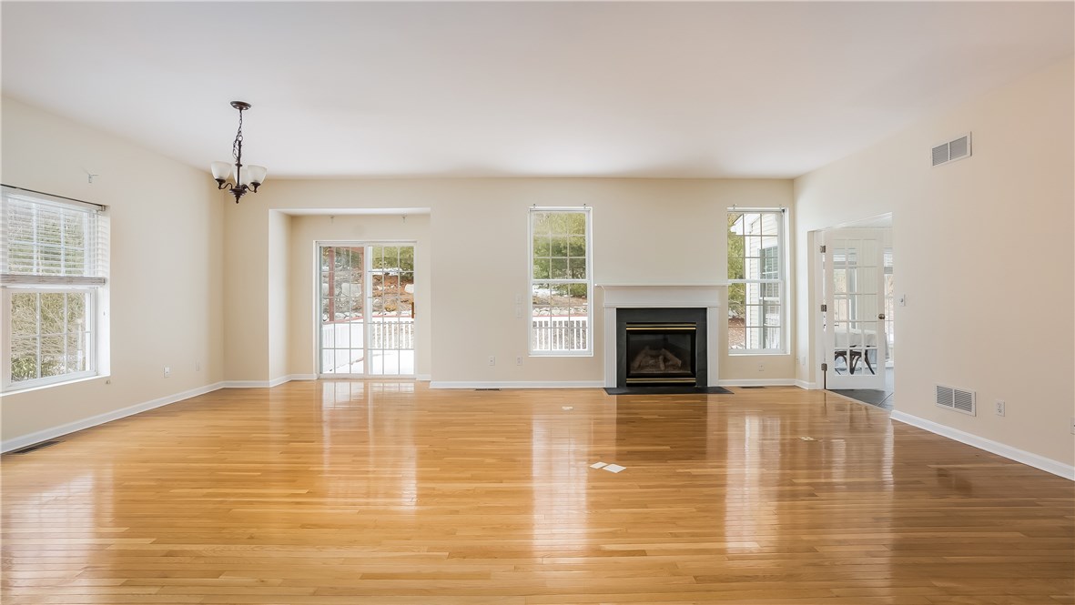 30 Rimwood Drive Smithfield, RI 02917 - Photo 7 of 18