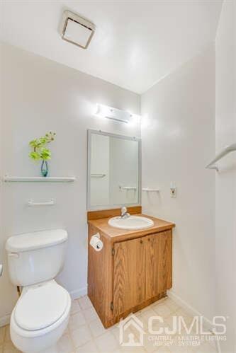 114 Redbud Road Piscataway, NJ 08854 - Photo 15 of 28 a bathroom with a granite countertop sink and a mirror