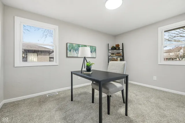 $279,900 | 3325 East 100 South, Anderson, IN 46017