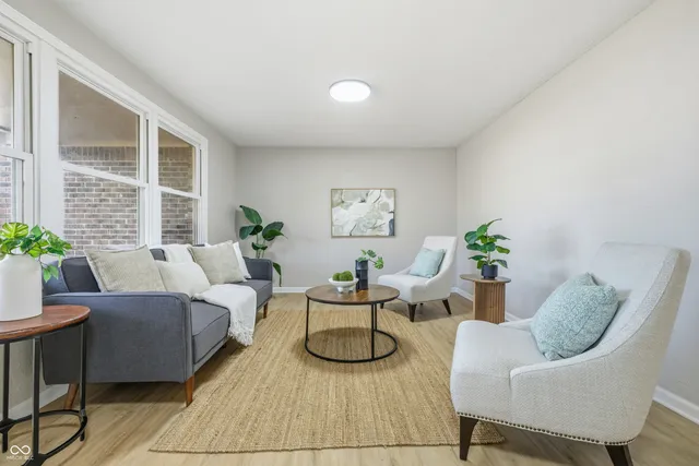 $279,900 | 3325 East 100 South, Anderson, IN 46017