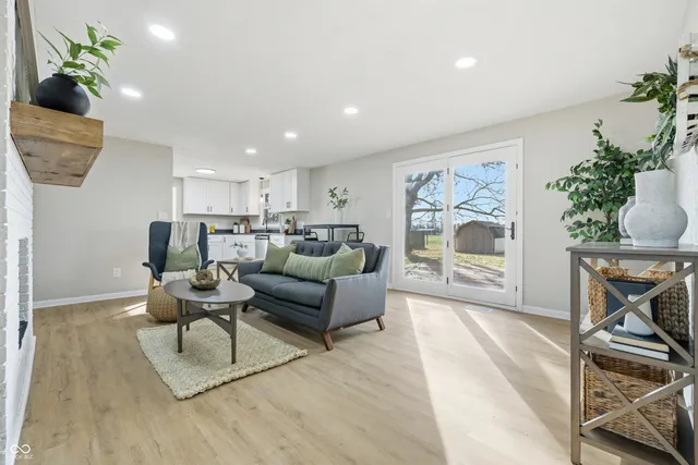 $279,900 | 3325 East 100 South, Anderson, IN 46017