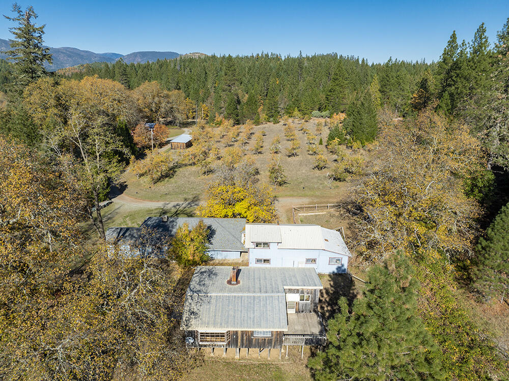 1263 Waldo Road Cave Junction, OR 97523 - Photo 48 of 82 39