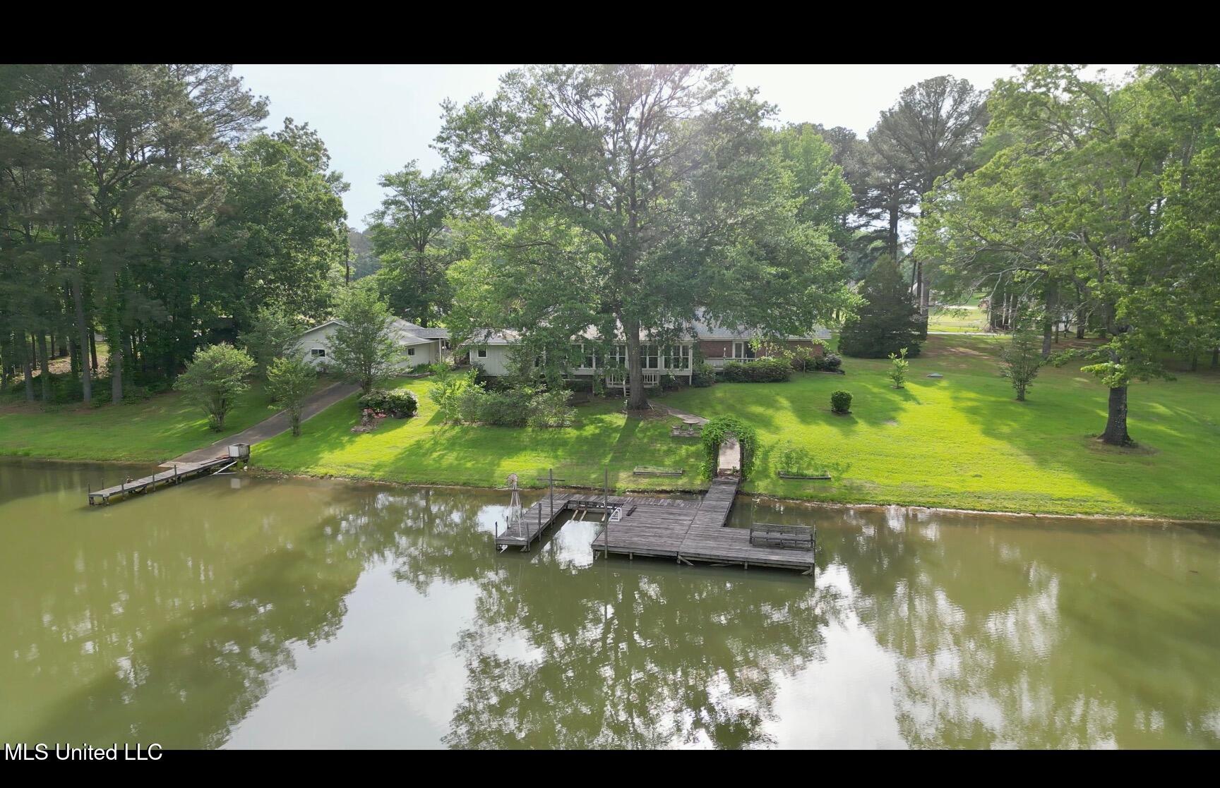 106 Skiers Point Canton, MS 39046 - Photo 14 of 71 Image 5