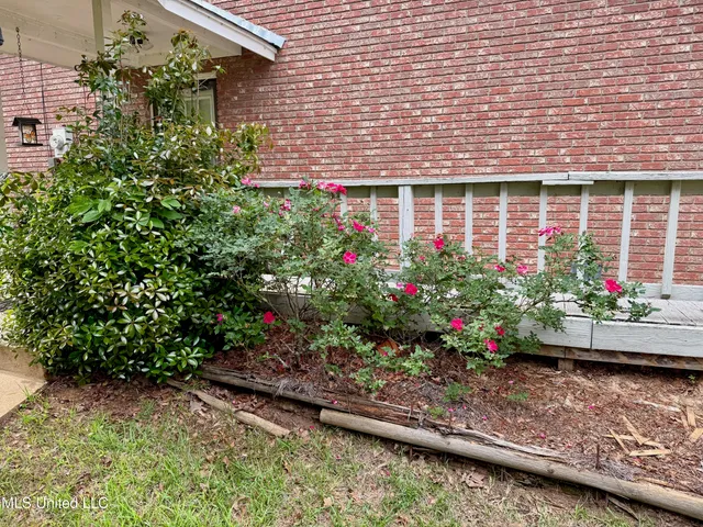 $449,000 | 106 Skiers Point, Canton, MS 39046