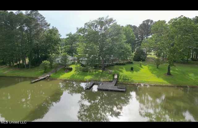 $449,000 | 106 Skiers Point, Canton, MS 39046