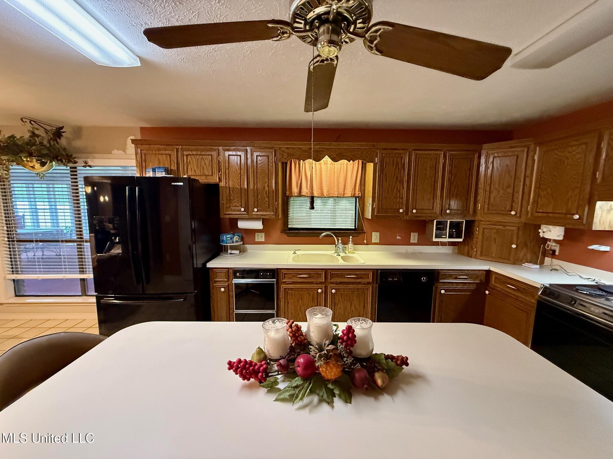 106 Skiers Point Canton, MS 39046 - Photo 28 of 71 IMG_3412