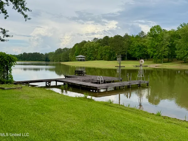 $399,000 | 106 Skiers Point, Canton, MS 39046