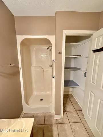 $449,000 | 106 Skiers Point, Canton, MS 39046