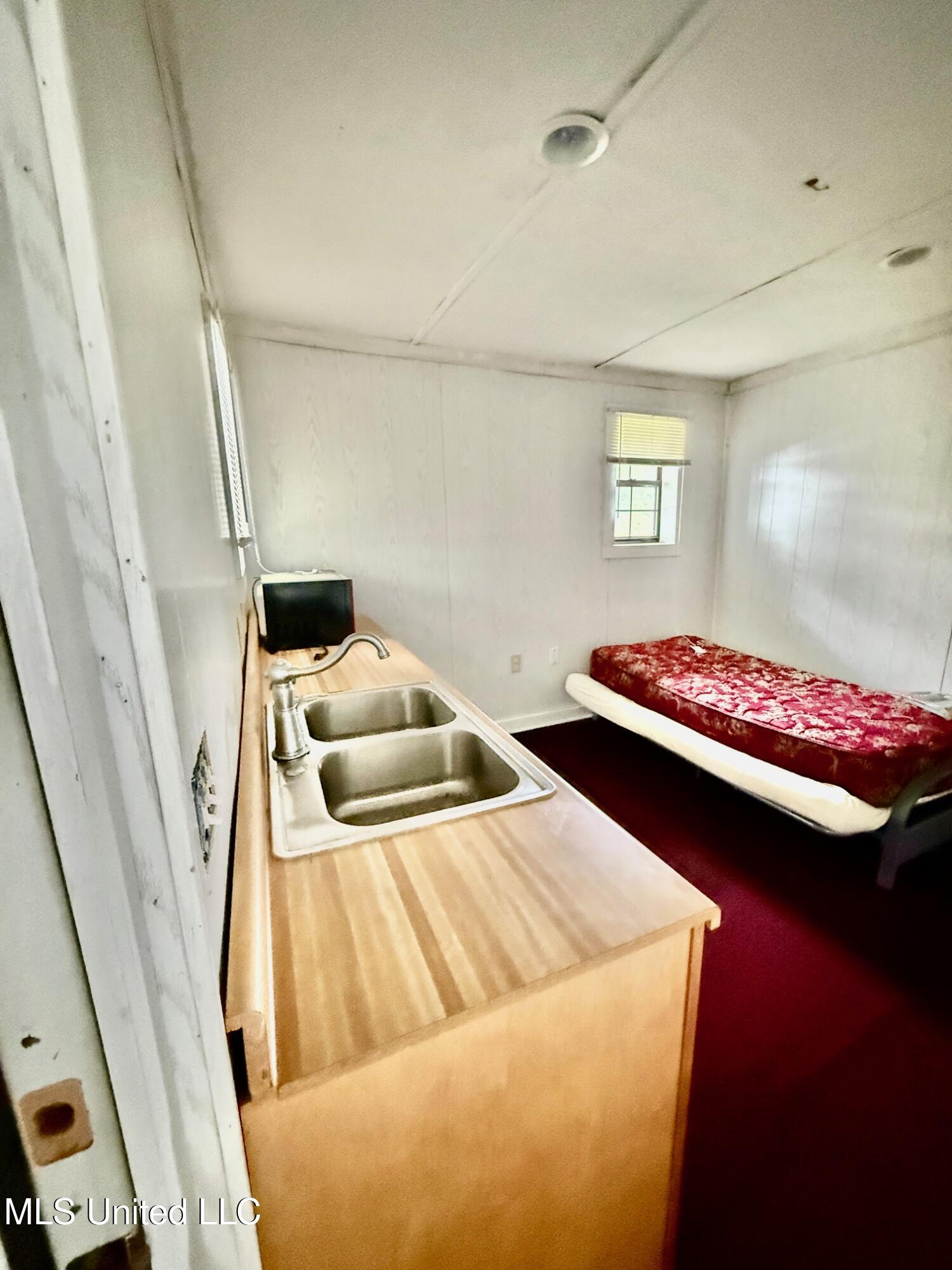 106 Skiers Point Canton, MS 39046 - Photo 68 of 71 IMG_3459