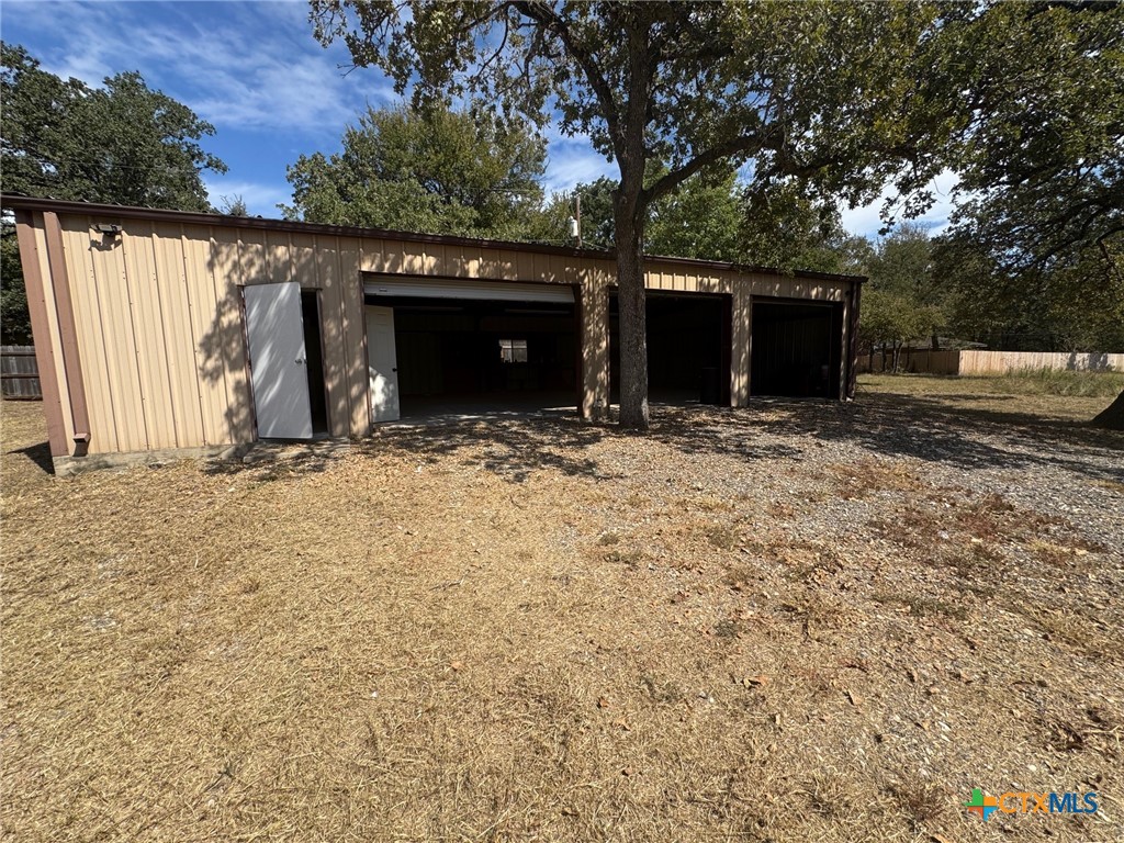 2802 West 4th Street Cameron, TX 76520 - Photo 9 of 12 a view of outdoor space and yard