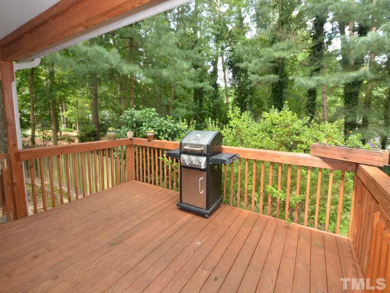 5004 Knaresborough Road Raleigh, NC 27612 - Photo 23 of 25