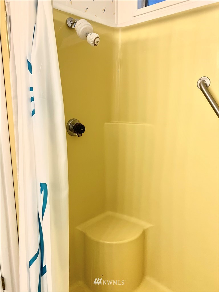 201 Union Avenue Southeast, Unit 150 Renton, WA 98059 - Photo 16 of 17 Gallery Image 16