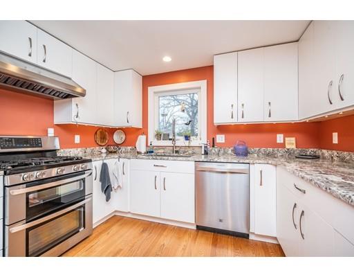 307 Arcadia Boulevard Springfield, MA 01118 - Photo 15 of 25 Gallery Image 15