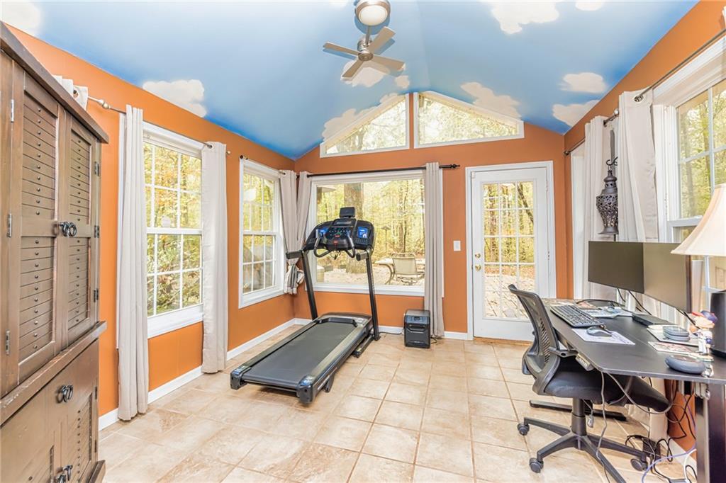 121 Hardy Road Senoia, GA 30276 - Photo 12 of 35