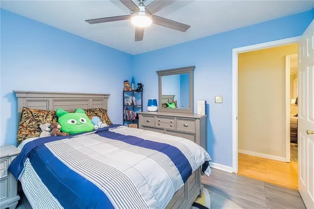 a view of utility room