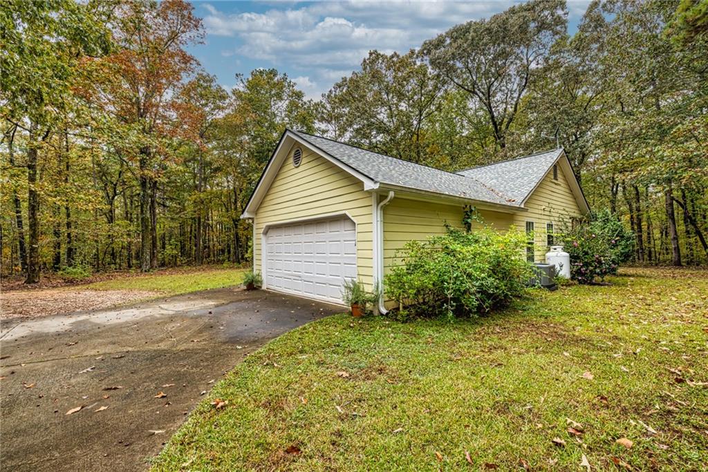 121 Hardy Road Senoia, GA 30276 - Photo 4 of 35