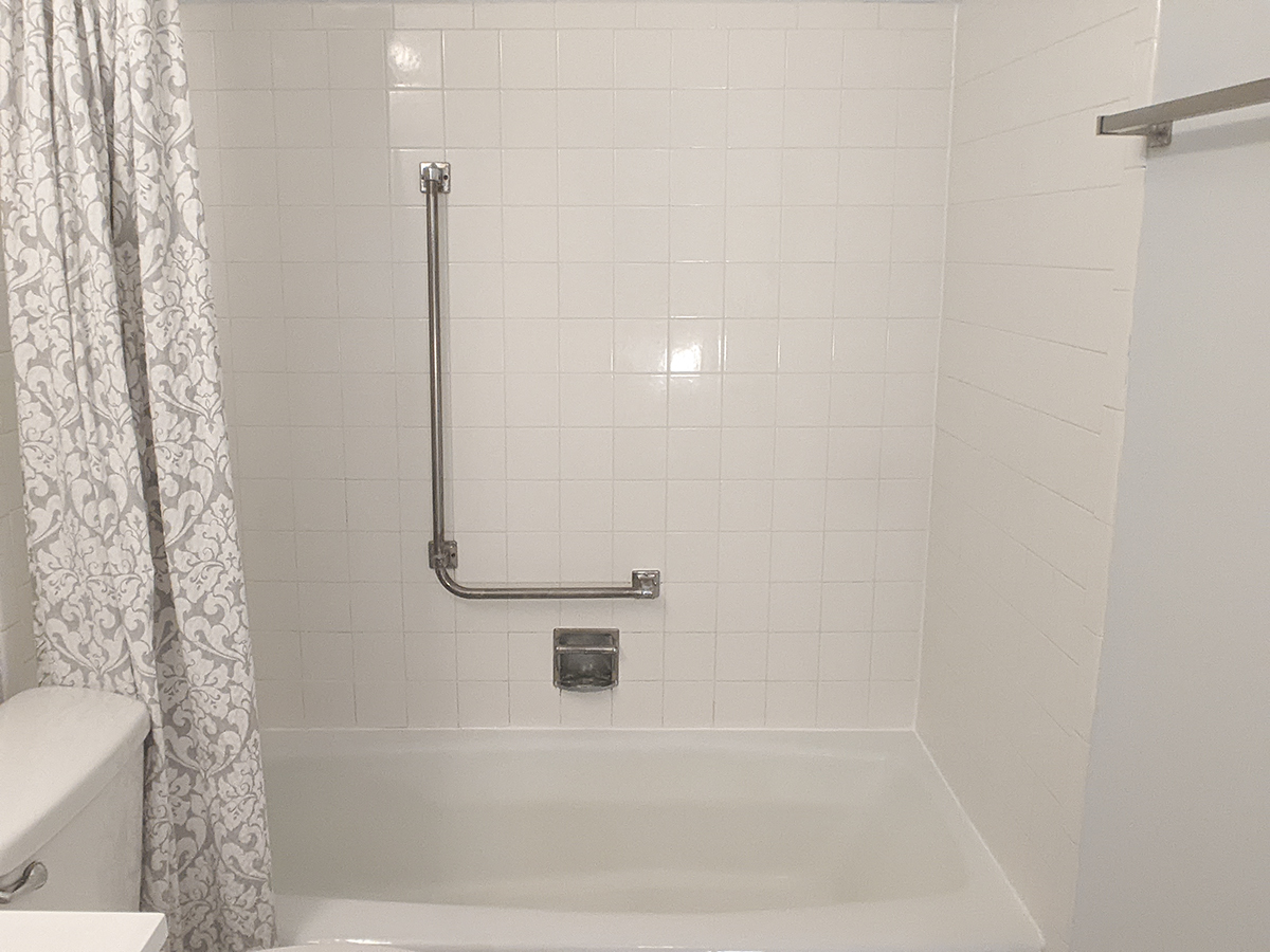709 West Central Road, Unit 3C4 Mount Prospect, IL 60056 - Photo 8 of 11 Gallery Image 8