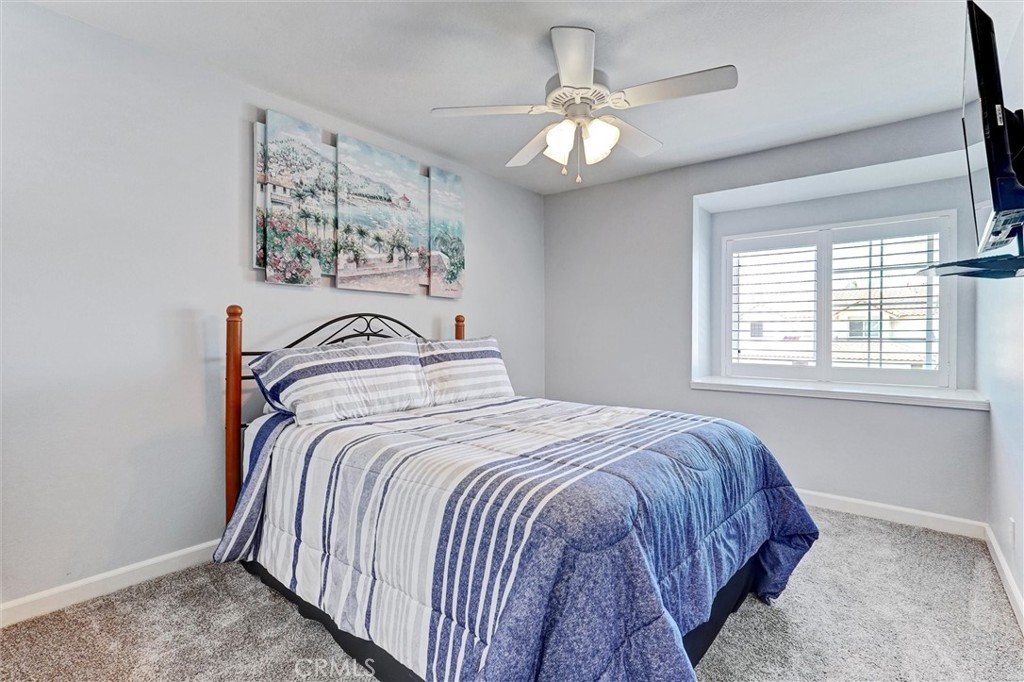 19605 Shadow Springs Way Porter Ranch, CA 91326 - Photo 21 of 33 Yet another bedroom.