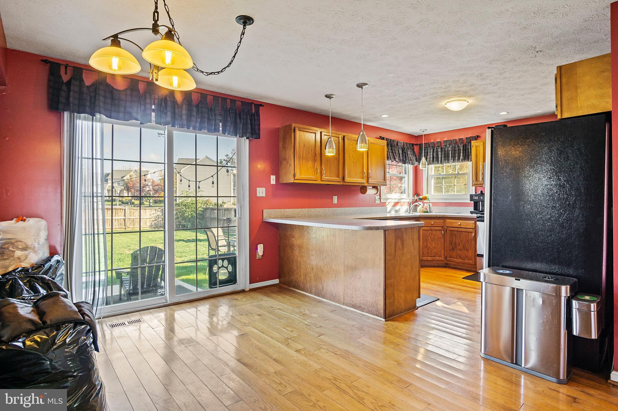 2165 Archet Lane Frederick, MD 21702 - Photo 23 of 40 Dining room