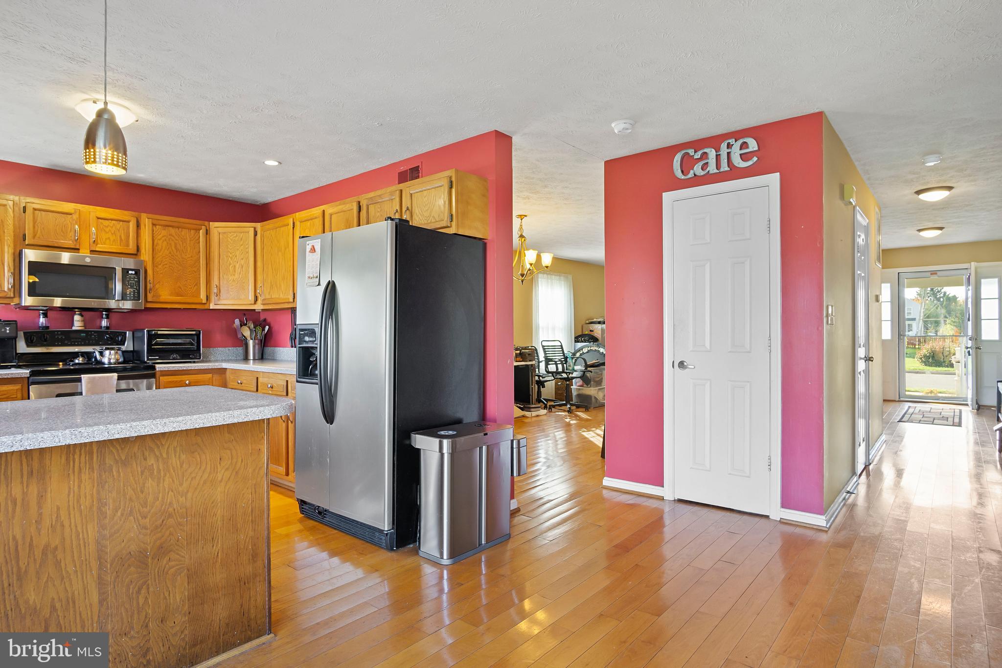 2165 Archet Lane Frederick, MD 21702 - Photo 24 of 40 Pantry space