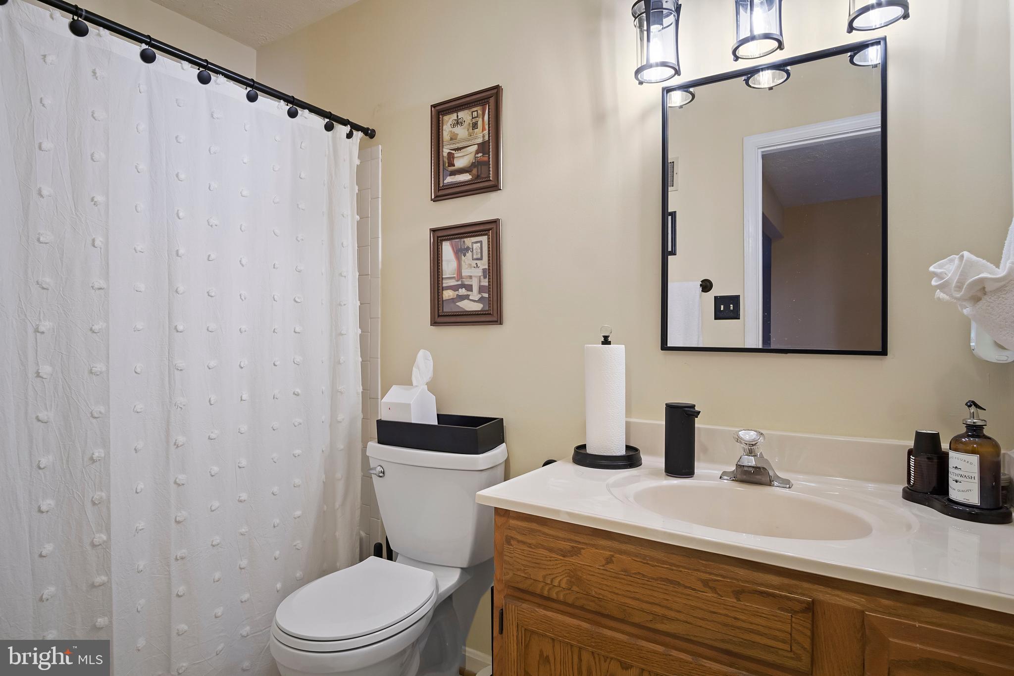 2165 Archet Lane Frederick, MD 21702 - Photo 36 of 40 Bath