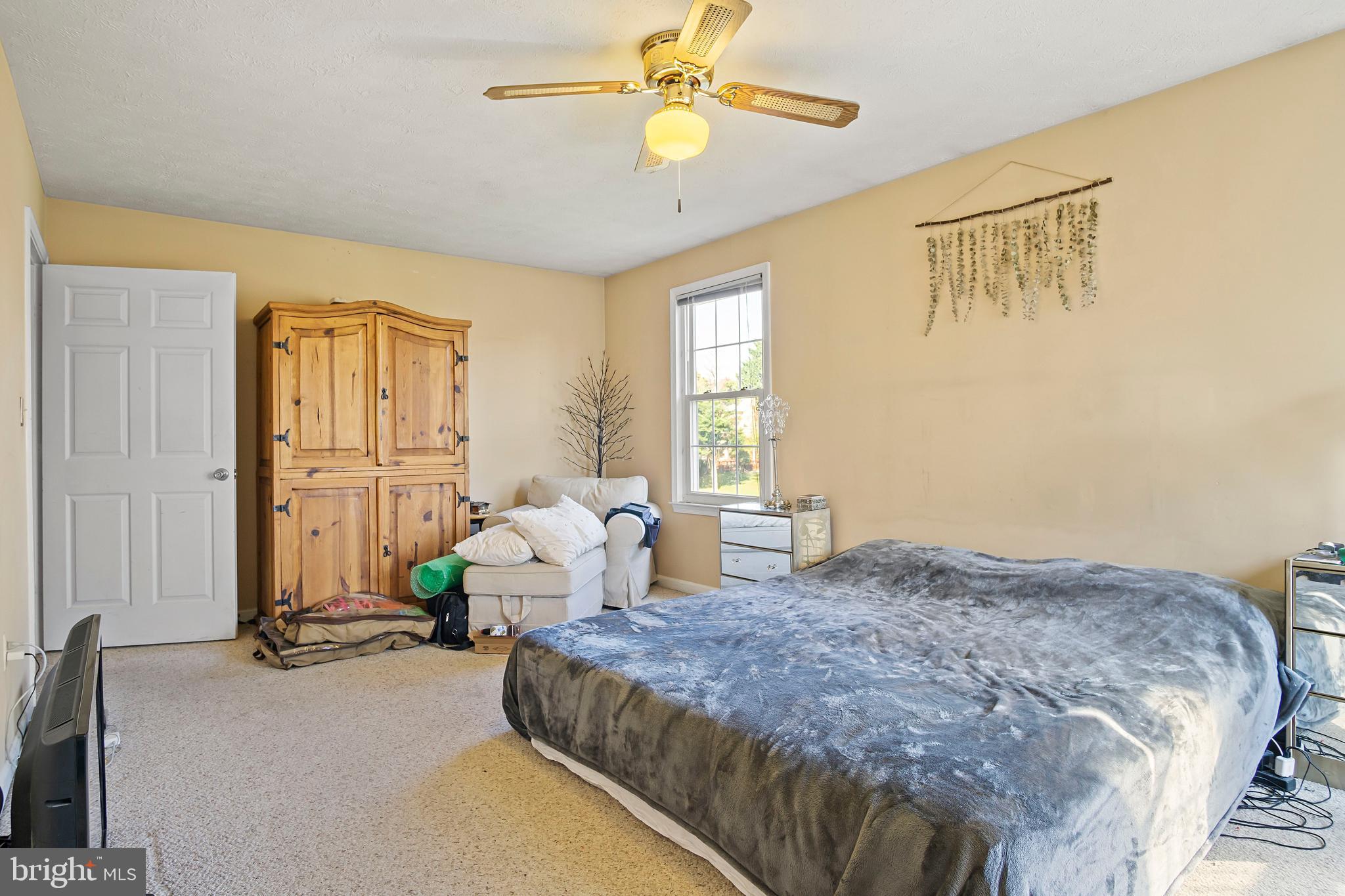 2165 Archet Lane Frederick, MD 21702 - Photo 38 of 40 Bedroom