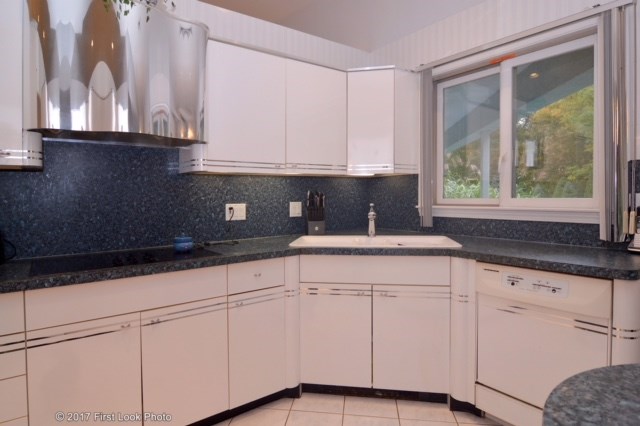 216 Council Rock Road Cranston, RI 02921 - Photo 12 of 37 Gallery Image 12
