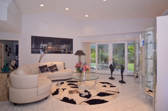 216 Council Rock Road Cranston, RI 02921 - Photo 7 of 37 Gallery Image 7
