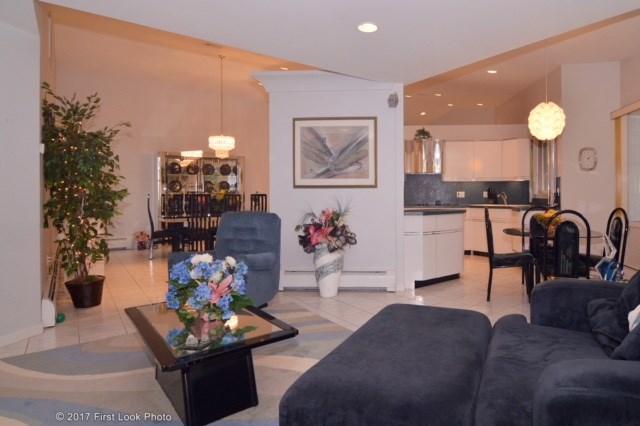 216 Council Rock Road Cranston, RI 02921 - Photo 9 of 37 Gallery Image 9