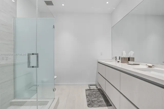 $1,680,000 | 3156 Southwest 27th Avenue, Unit 203, Miami, FL 33133