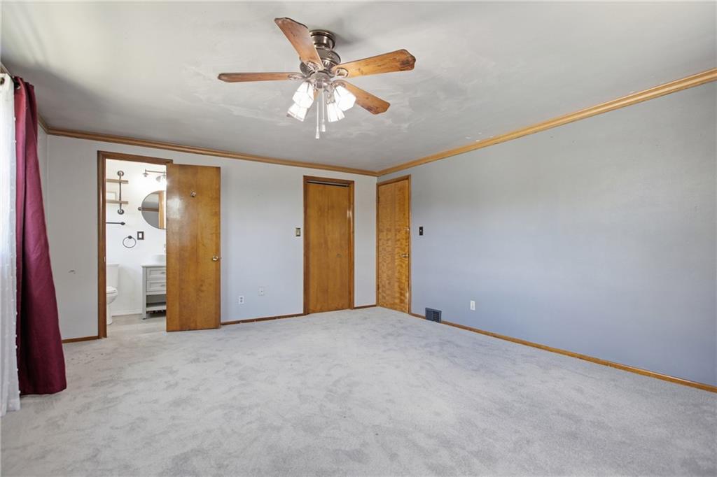 471 Beech Road Pittsburgh, PA 15239 - Photo 21 of 38 Large primary bedroom with en suite