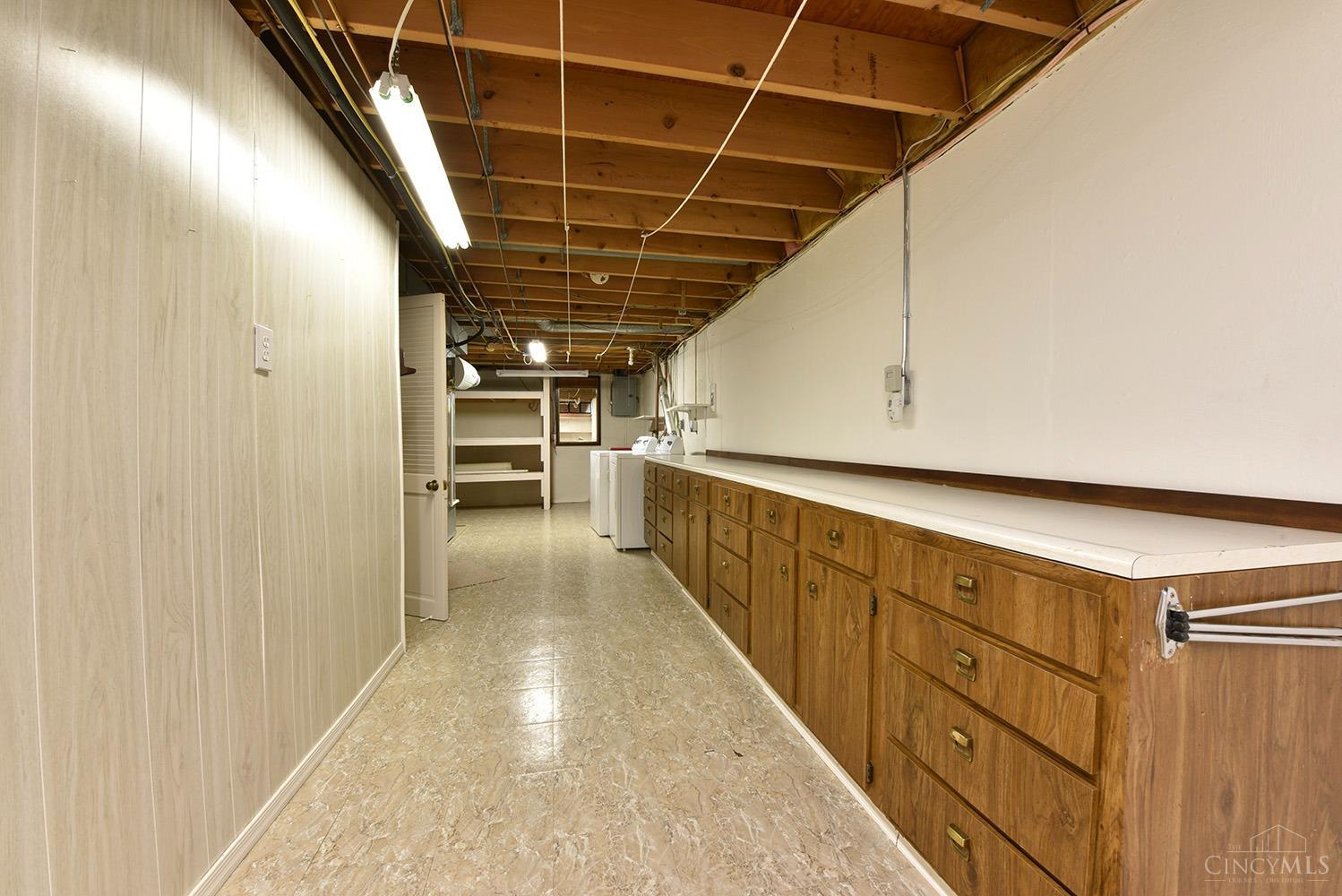 8191 Riovista Drive Cincinnati, OH 45255 - Photo 23 of 32 Gallery Image 23