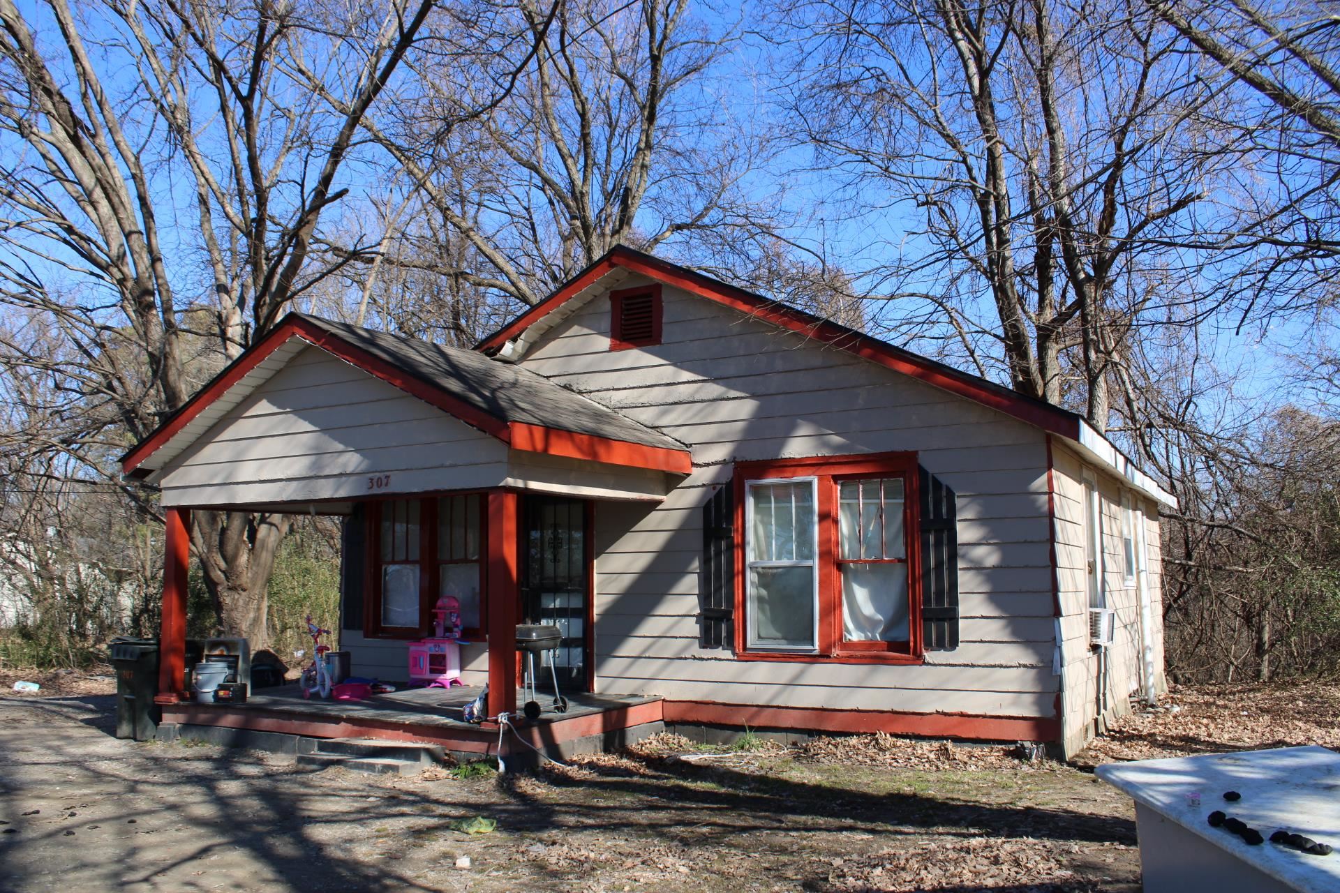 307 Eastland Avenue Ripley, TN 38063 - Photo 2 of 4 Gallery Image 2